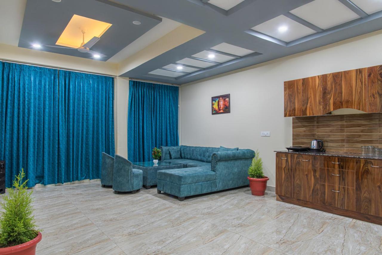 Valley View Apartments Kasauli Esterno foto