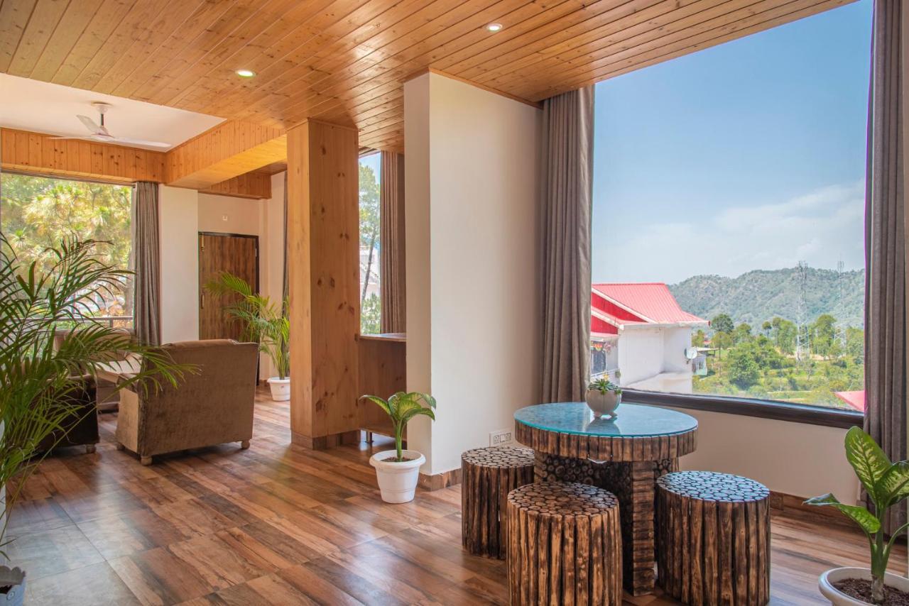 Valley View Apartments Kasauli Esterno foto
